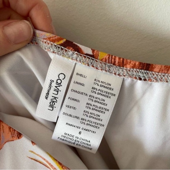 Calvin Klein bathing suit - Picture 4 of 4